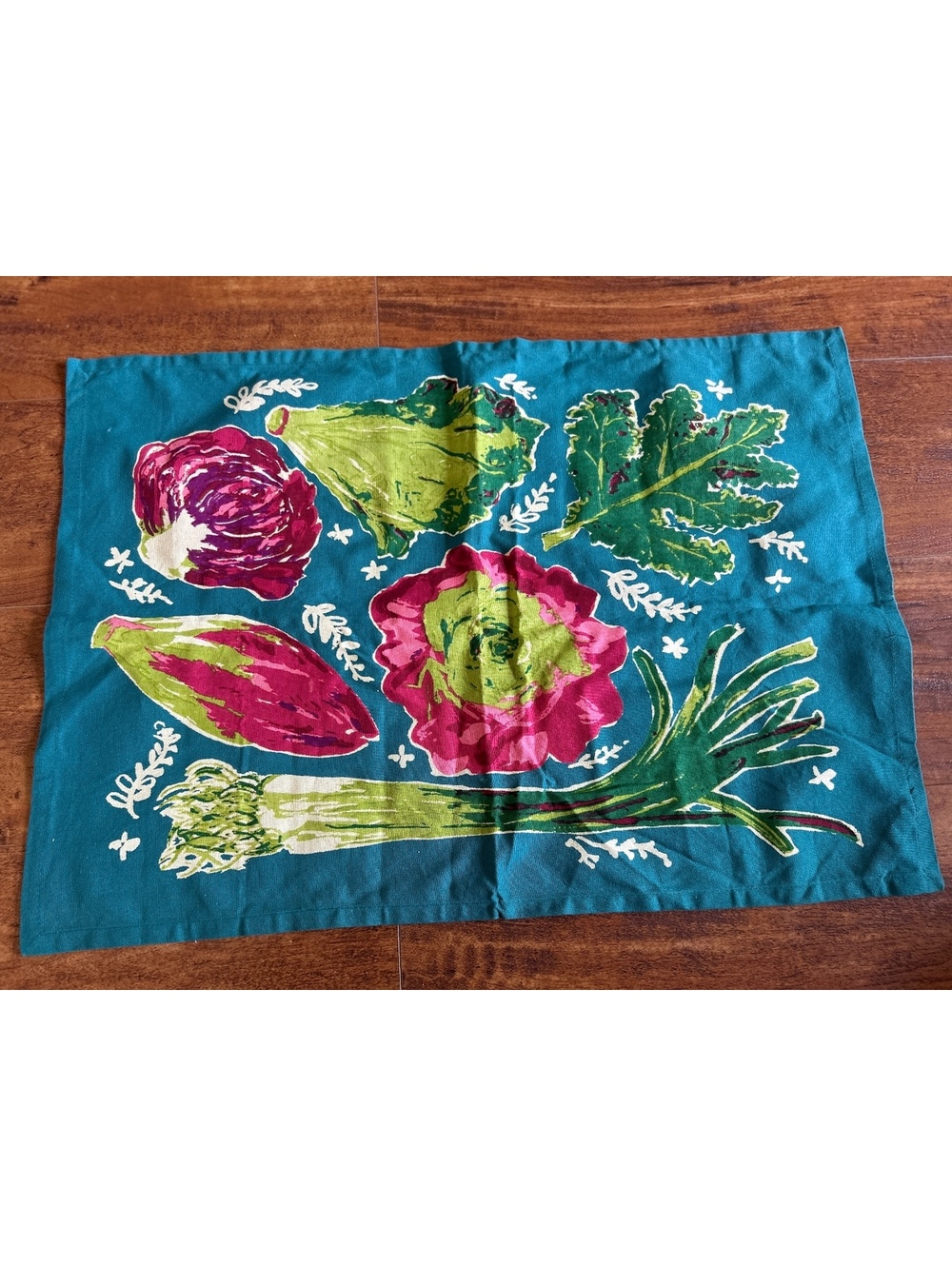 Vintage Botanical Print Cotton Tea Towel with Vegetable Design